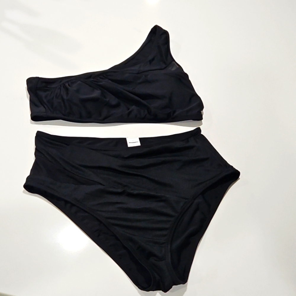 Black One-Shoulder Bikini Set Sz L Cupshe   Sheer Accents. Padded